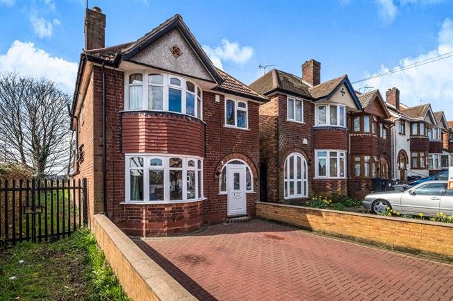 4 bedroom detached house for sale in birmingham for asking price
